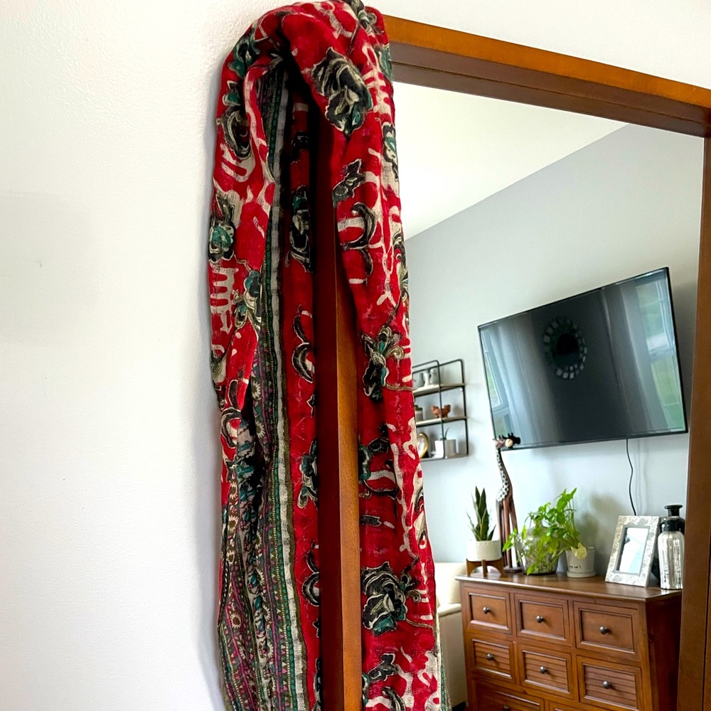 Lucky brand gauzy scarf